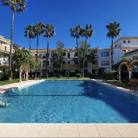 Lovely Apartment In Denia; El Patio Esterno foto