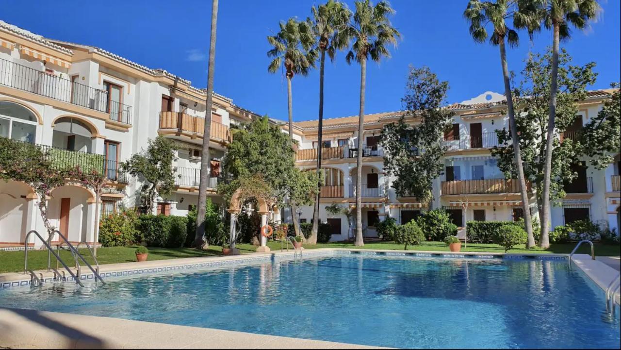 Lovely Apartment In Denia; El Patio Esterno foto