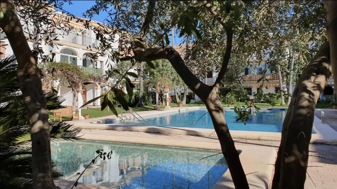 Lovely Apartment In Denia; El Patio Esterno foto